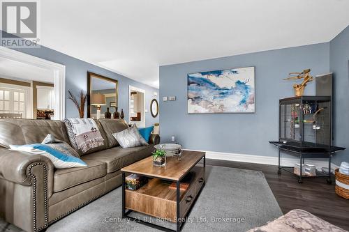 59 Withall Grove, Tiny (Wyevale), ON - Indoor Photo Showing Other Room