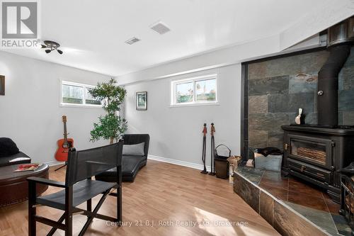 59 Withall Grove, Tiny (Wyevale), ON - Indoor Photo Showing Other Room