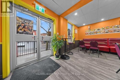 827 Somerset Street W, Ottawa, ON 