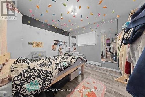 827 Somerset Street W, Ottawa, ON 