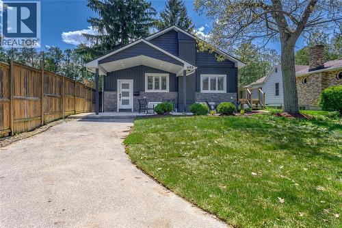 605 Lakeshore ROAD  Sarnia, ON N7V 2S8