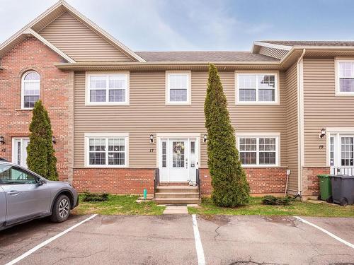 17 Cameron Heights  Stratford, PE C1B 0A8