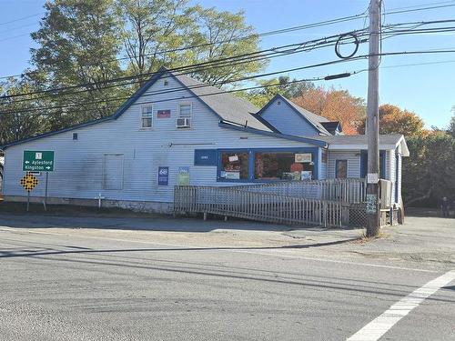 2082 Highway 1, Auburn, NS 