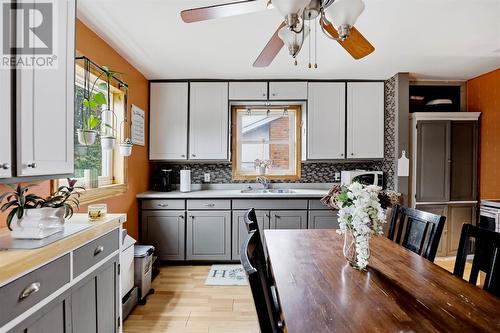 82 Frontenac St, Sault Ste. Marie, ON - Indoor Photo Showing Dining Room