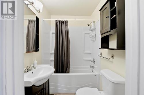 82 Frontenac St, Sault Ste. Marie, ON - Indoor Photo Showing Bathroom