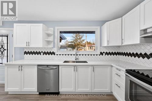 191 Brant Street, Deseronto (Deseronto (Town)), ON - Indoor Photo Showing Kitchen With Double Sink