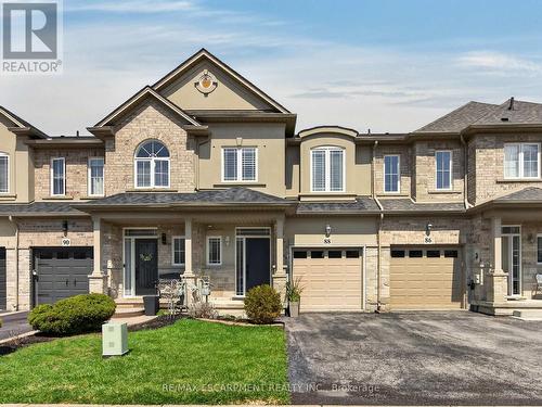 88 Highgate Drive, Hamilton, ON - Outdoor With Facade