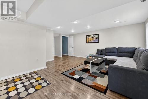 88 Highgate Drive, Hamilton, ON - Indoor