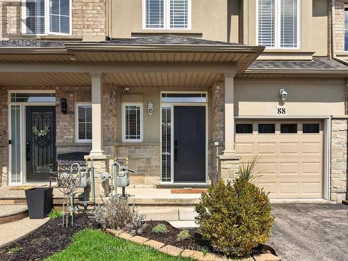 88 Highgate Drive, Hamilton, ON - Outdoor With Facade