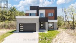 204 MERRITT COURT North Middlesex (Parkhill), ON N0M 2K0
