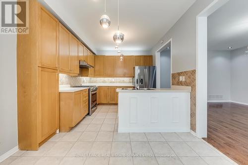 67 Rusty Trail, Vaughan, ON - Indoor Photo Showing Kitchen