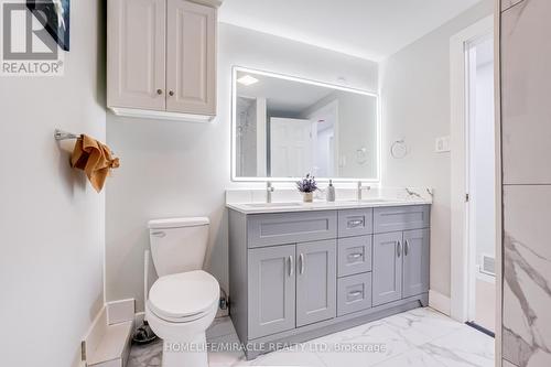 122 Ormond Drive, Oshawa, ON - Indoor Photo Showing Bathroom