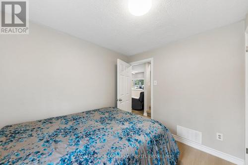 93 Ronald Avenue, Tiny, ON - Indoor Photo Showing Bedroom