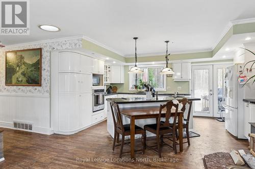 93 Ronald Avenue, Tiny, ON - Indoor
