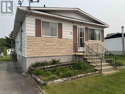 38 Richard ST Chapleau, ON P0M 1K0