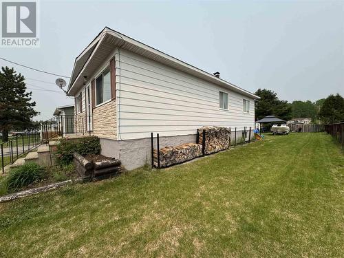 38 Richard St, Chapleau, ON - Outdoor