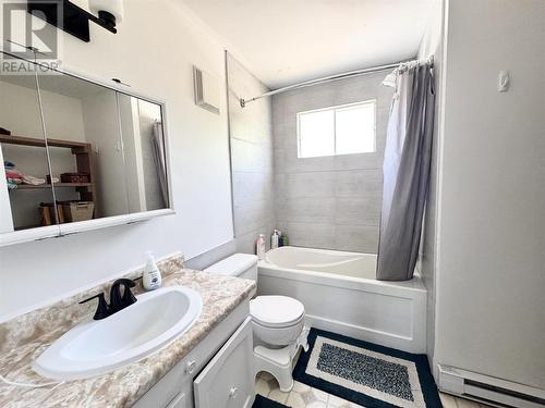 38 Richard St, Chapleau, ON - Indoor Photo Showing Bathroom