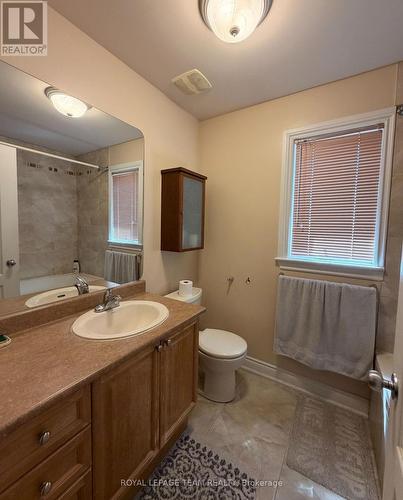 4PC Primary Ensuite - 1221 Anoka Street, Ottawa, ON - Indoor Photo Showing Bathroom