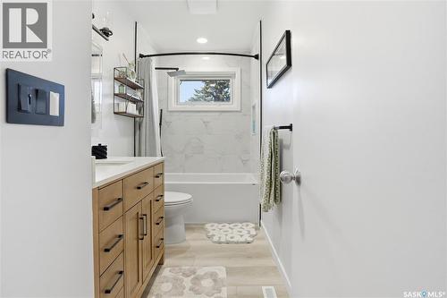 245 Orchard Crescent, Regina, SK - Indoor Photo Showing Bathroom