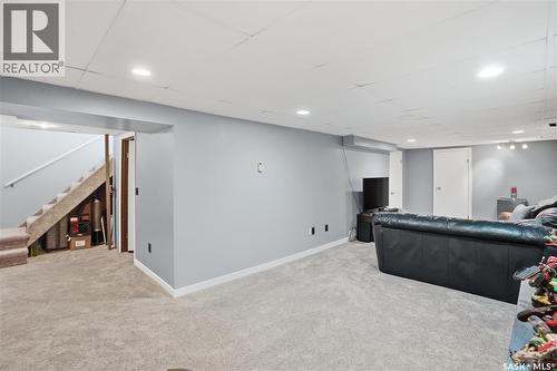 245 Orchard Crescent, Regina, SK - Indoor
