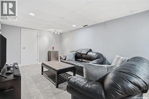 245 Orchard Crescent, Regina, SK - Indoor