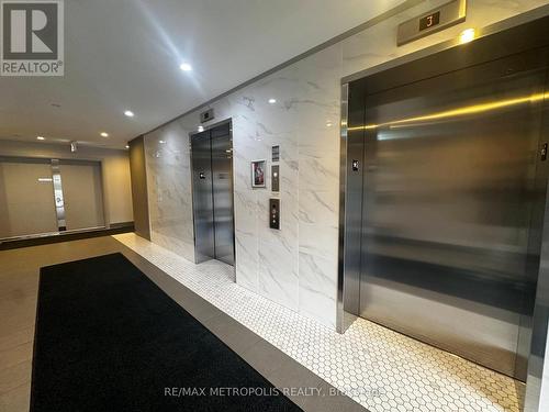 3rd Level Hallway - 301 - 58 Adam Sellers Street, Markham, ON - Indoor Photo Showing Other Room
