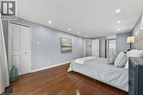 40 Old Maple Lane, Kitchener, ON - Indoor Photo Showing Bedroom