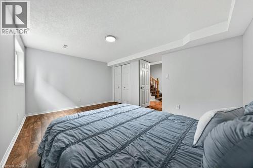40 Old Maple Lane, Kitchener, ON - Indoor Photo Showing Bedroom