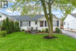 148 GRAY Road  Stoney Creek, ON L8G 3V2