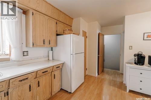 134 Maclean Crescent, Saskatoon, SK - Indoor Photo Showing Kitchen