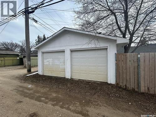 1112 N Avenue S, Saskatoon, SK - Outdoor