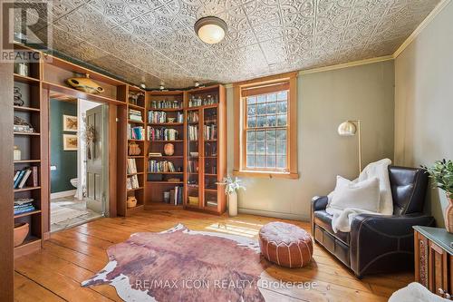 630 Robert Ferrie Drive, Kitchener, ON - Indoor