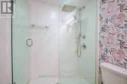 Walk-in glass shower - 