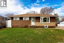 2406 Irvine AVENUE  Saskatoon, SK S7J 2A8