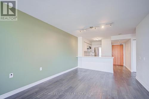 317 - 9017 Leslie Street, Richmond Hill, ON - Indoor