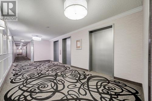 317 - 9017 Leslie Street, Richmond Hill, ON - Indoor Photo Showing Bedroom