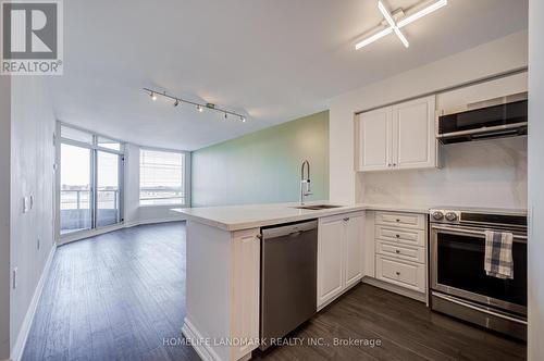 317 - 9017 Leslie Street, Richmond Hill, ON - Indoor Photo Showing Kitchen