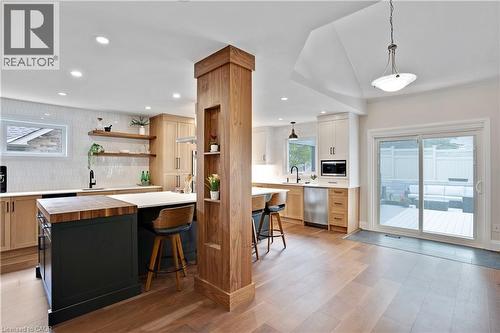 514 Birchleaf Walk, Waterloo, ON - Indoor Photo Showing Kitchen With Upgraded Kitchen