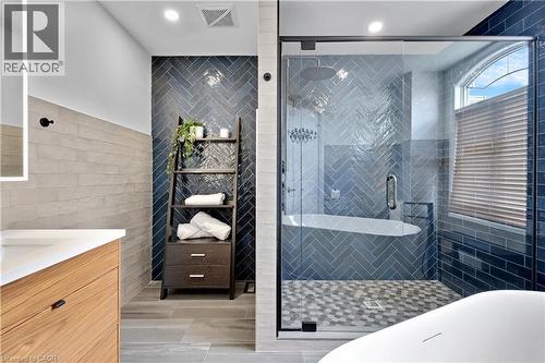 514 Birchleaf Walk, Waterloo, ON - Indoor Photo Showing Bathroom
