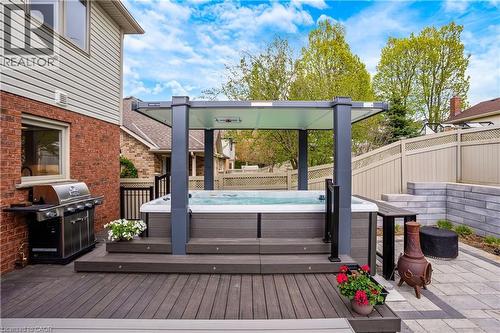 514 Birchleaf Walk, Waterloo, ON - Outdoor