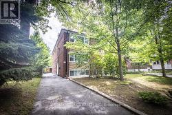 39 LAWS STREET Toronto, ON M6P 2Y8