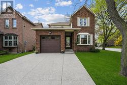 2330 MARINE DRIVE Oakville, ON L6L 1C3