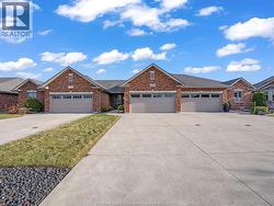 640 COMMISSO CRESCENT Lasalle, ON N9H 0C2