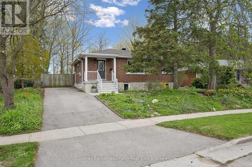 22 HAMEL AVENUE  Guelph (Exhibition Park), ON N1H 5M1