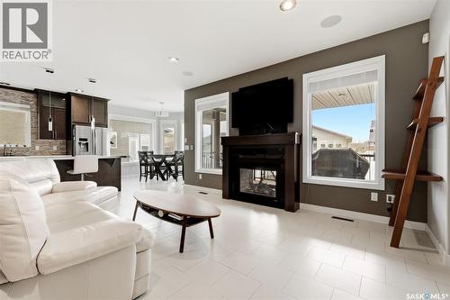 4151 Chuka Drive, Regina, SK - Indoor Photo Showing Living Room