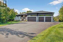 120 DERBEYSHIRE STREET  Ottawa, ON K2W 0E7