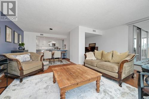 Living Room /Kitchen Area - 903 - 160 George Street, Ottawa, ON - Indoor Photo Showing Living Room