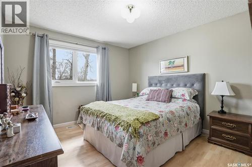 95 Schneider Crescent, Regina, SK - Indoor Photo Showing Bedroom