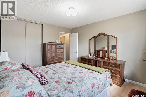 95 Schneider Crescent, Regina, SK - Indoor Photo Showing Bedroom