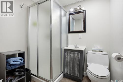 95 Schneider Crescent, Regina, SK - Indoor Photo Showing Bathroom